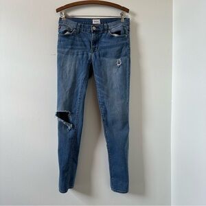 Hudson jeans distressed preloved size 28